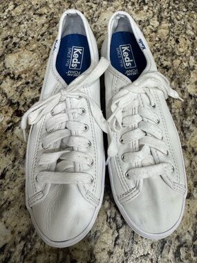 Women’s Casual White Leather Platform Keds walking shoe size 7